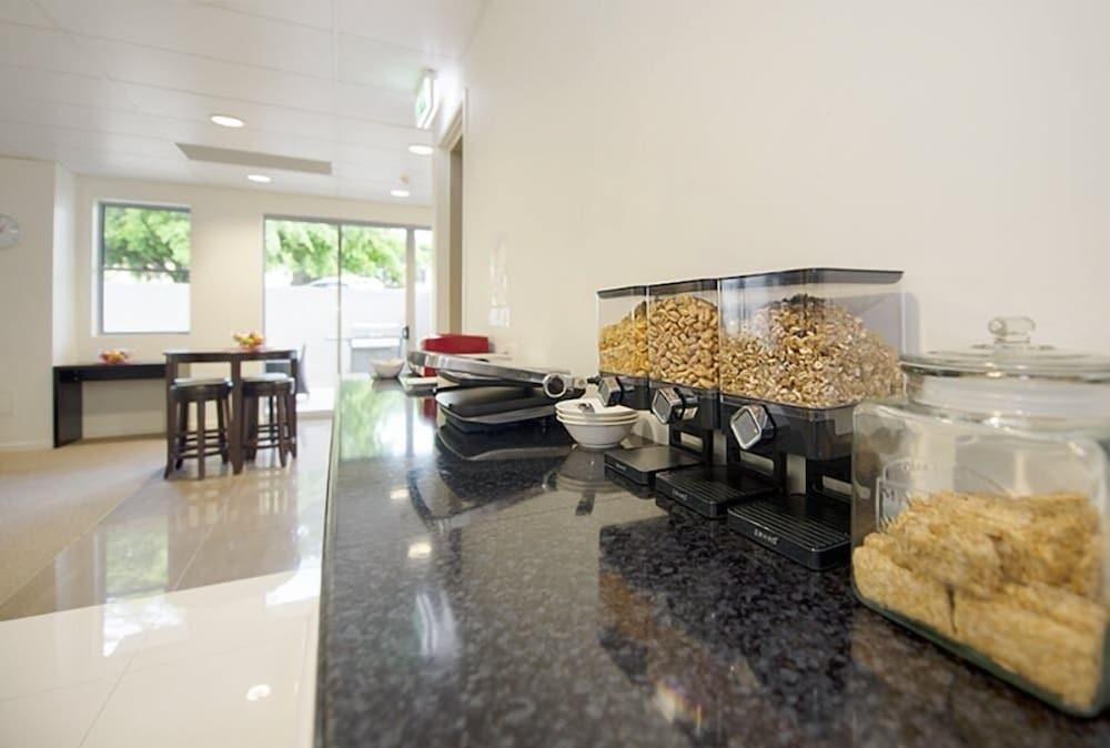 Gladstone City Central Apartment Hotel Official Kültér fotó
