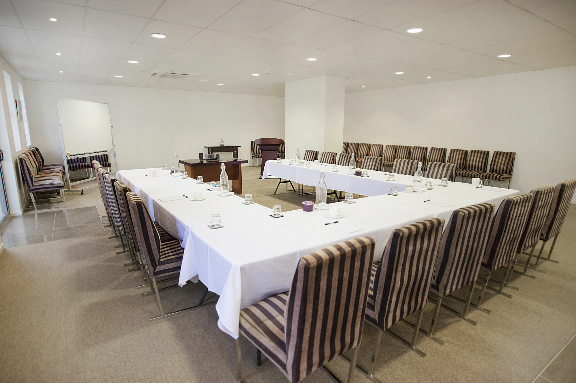 Gladstone City Central Apartment Hotel Official Kültér fotó